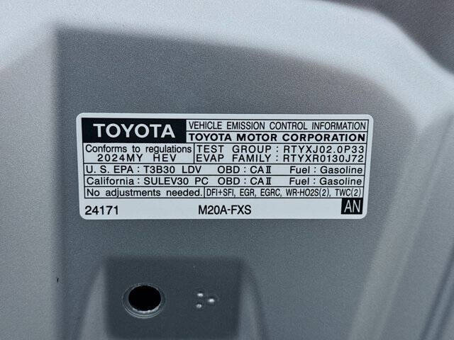 2024 Toyota Prius LE