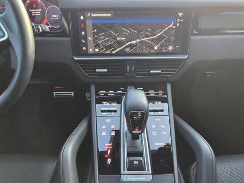 2022 Porsche Cayenne S