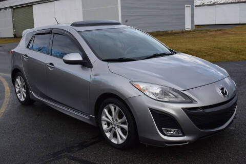 2011 Mazda MAZDA3 for sale at CAR TRADE in Slatington PA