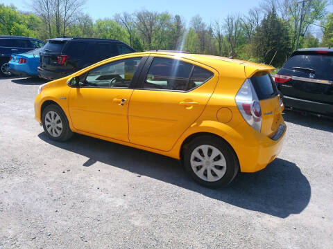 2014 Toyota Prius c Two