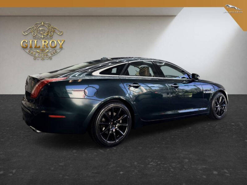 2013 Jaguar XJ
