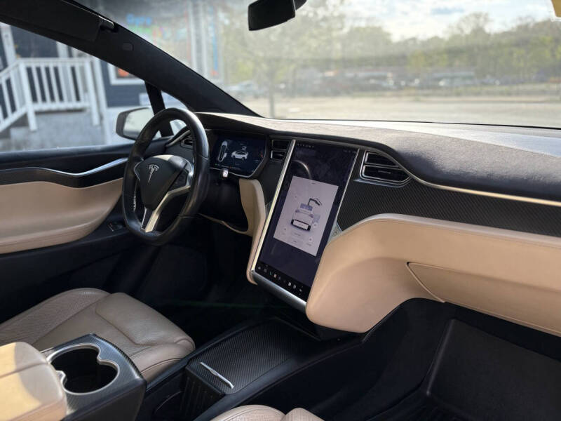 2016 Tesla Model X 90D