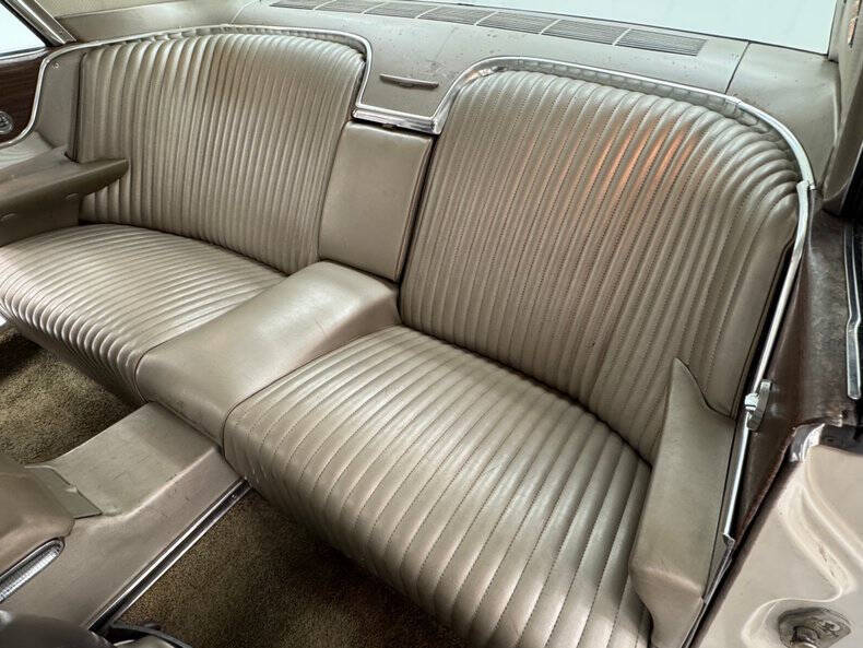 1964 Ford Thunderbird