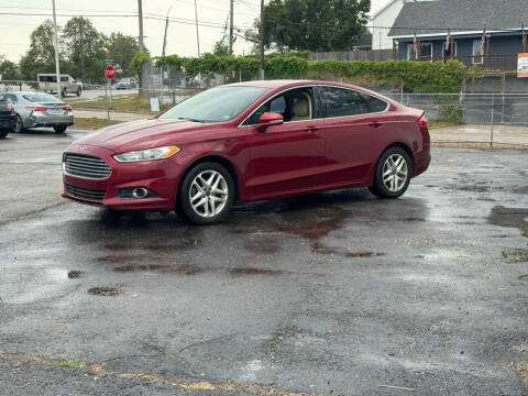 2013 Ford Fusion SE