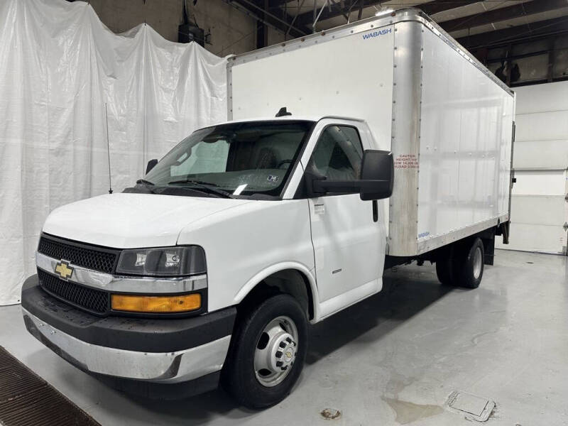 2022 Chevrolet Express 3500