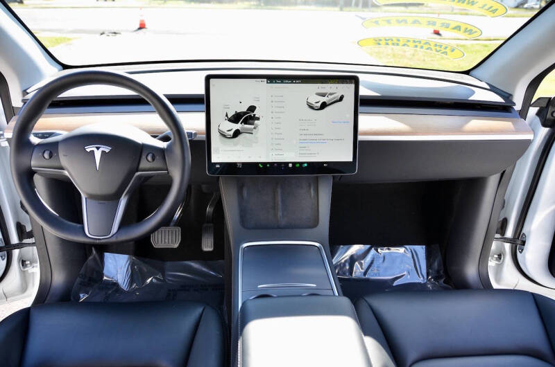 2023 Tesla Model Y Long Range