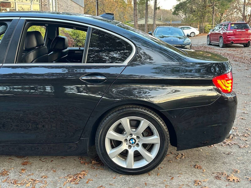 2011 BMW 5 Series 550i xDrive