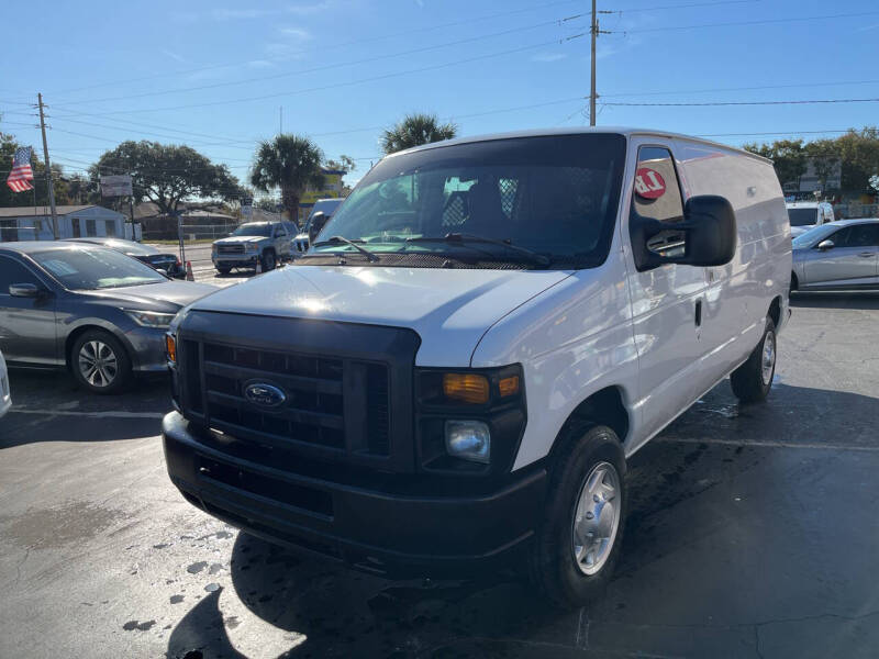 2014 Ford E-Series E-150