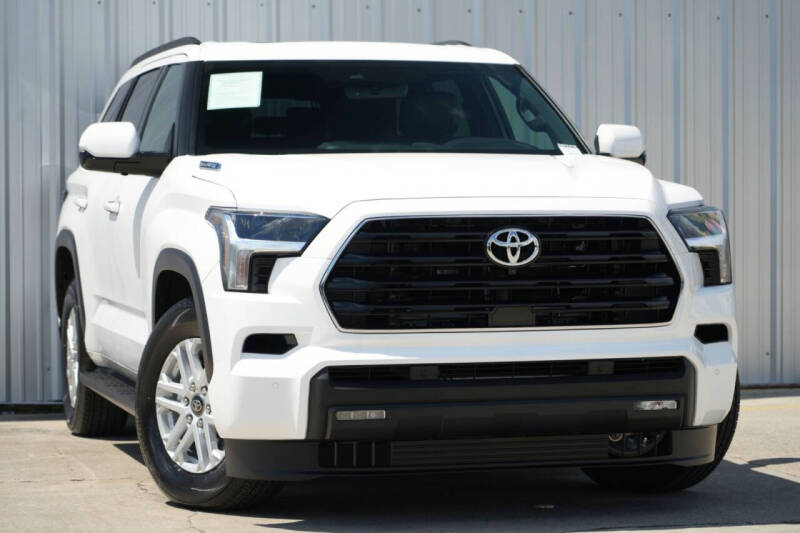 2025 Toyota Sequoia SR5