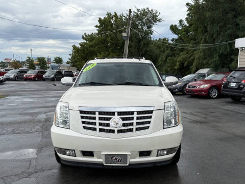 2010 Cadillac Escalade Luxury