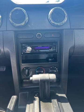 2006 Ford Mustang