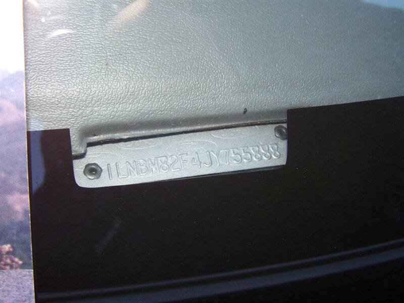 1988 Lincoln Town Car Signature