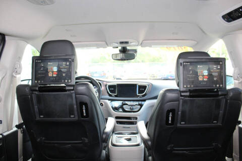 2019 Chrysler Pacifica Touring L Plus