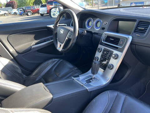 2012 Volvo S60 T6 R-Design