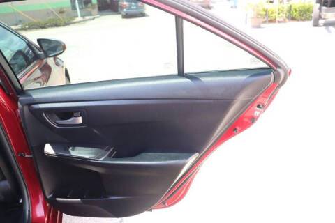 2017 Toyota Camry LE