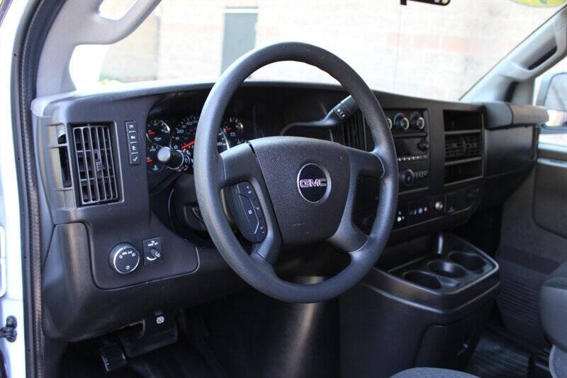 2020 GMC Savana 2500