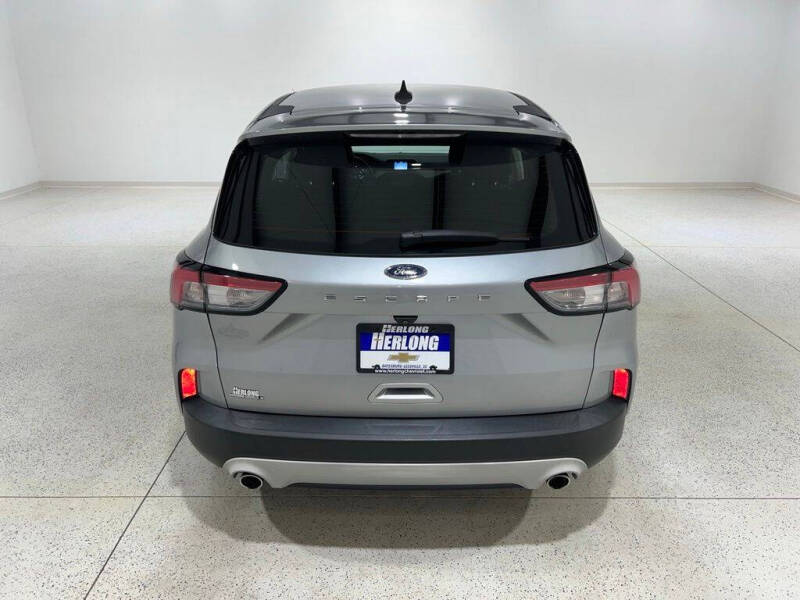 2021 Ford Escape S