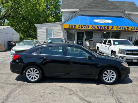 2013 Chrysler 200 for sale at EEE AUTO SERVICES AND SALES LLC in Cincinnati OH