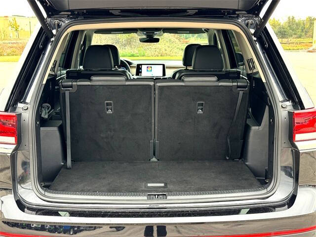 2024 Volkswagen Atlas SE