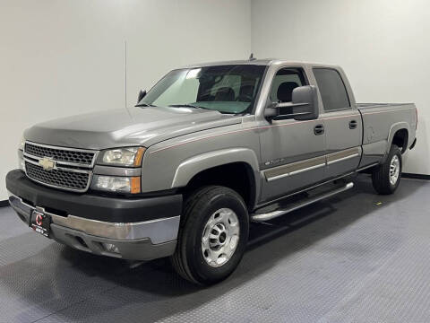 2006 Chevrolet Silverado 2500HD for sale at Cincinnati Automotive Group in Lebanon OH