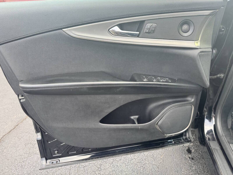 2020 Lincoln Nautilus Reserve