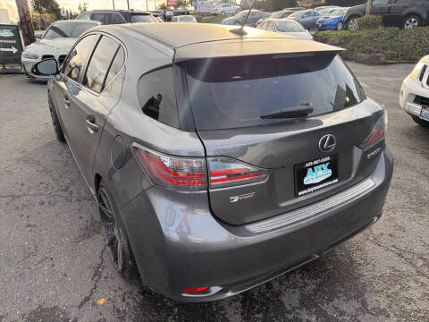 2013 Lexus CT 200h