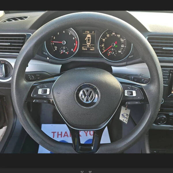 2016 Volkswagen Passat