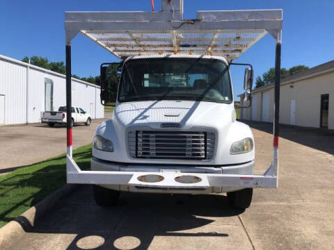 2004 Freightliner M2 106
