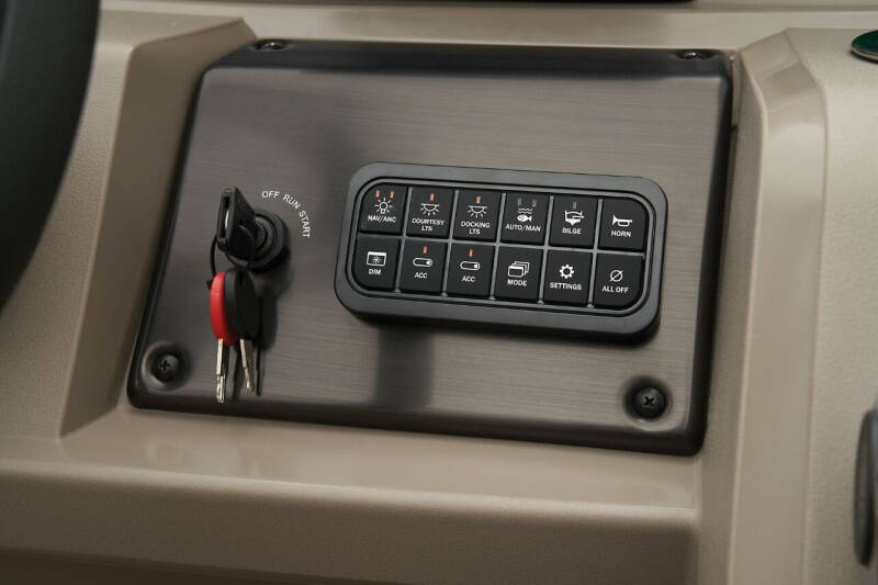 2024 Sun Tracker Sportfish 22 XP3