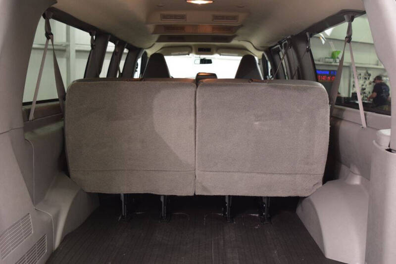 2026 Chevrolet Express LS 3500