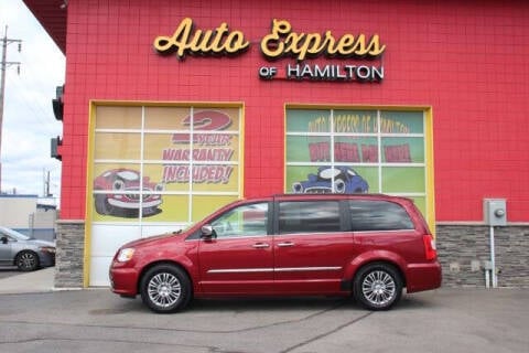 2013 Chrysler Town and Country for sale at AUTO EXPRESS OF HAMILTON LLC in Hamilton OH