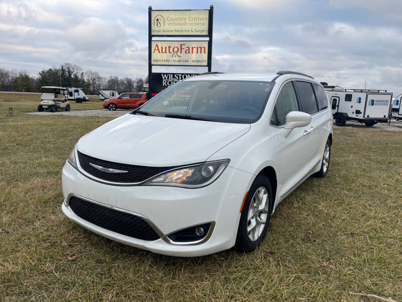2017 Chrysler Pacifica Touring-L