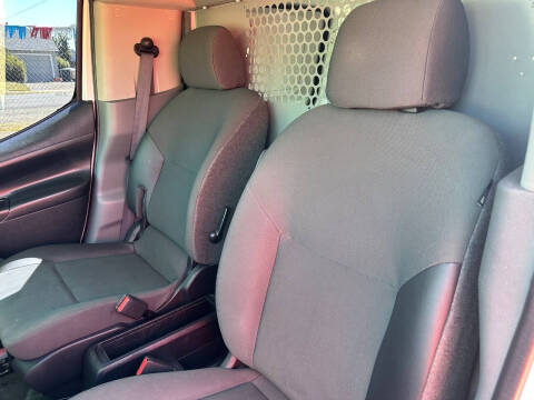 2016 Nissan NV200