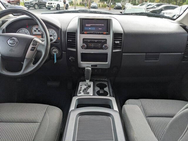 2014 Nissan Titan 9