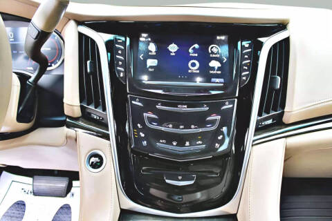 2018 Cadillac Escalade Platinum