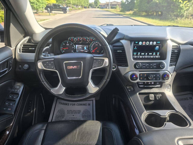2017 GMC Yukon SLT