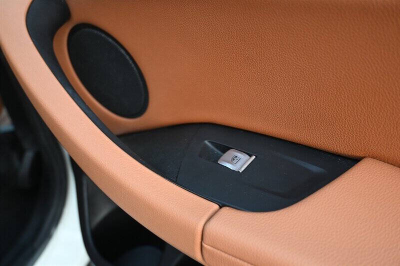 2023 BMW X4 xDrive30i