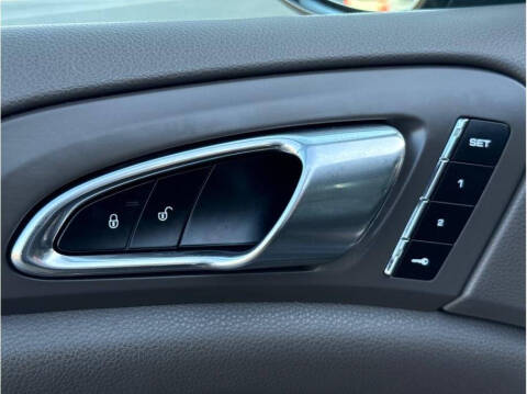 2017 Porsche Cayenne S E-Hybrid Platinum Edition