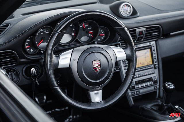 2005 Porsche 911 Carrera