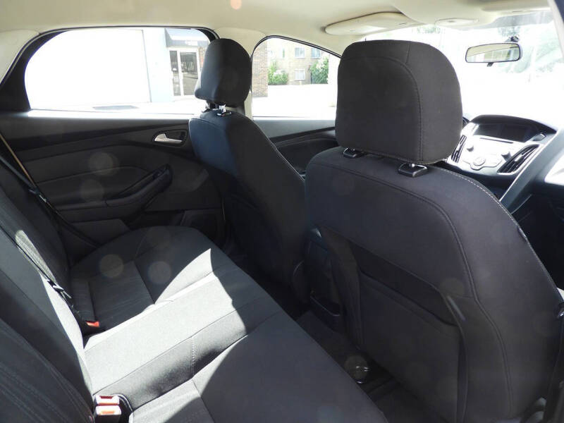 2017 Ford Focus SE