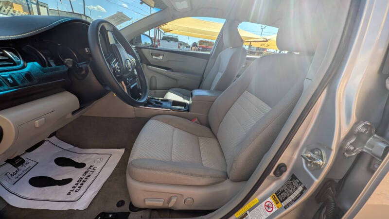2016 Toyota Camry LE