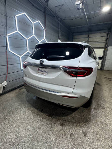 2021 Buick Enclave Essence