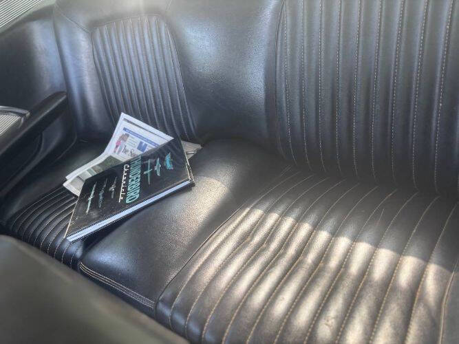 1962 Ford Thunderbird