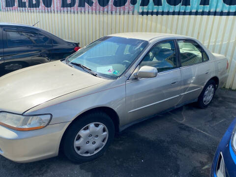 2000 Honda Accord for sale at Debo Bros Auto Sales in Philadelphia PA