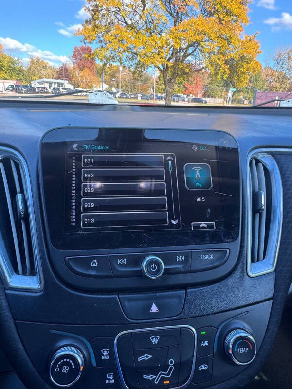 2017 Chevrolet Malibu LT