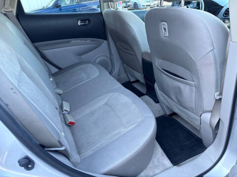 2012 Nissan Rogue S