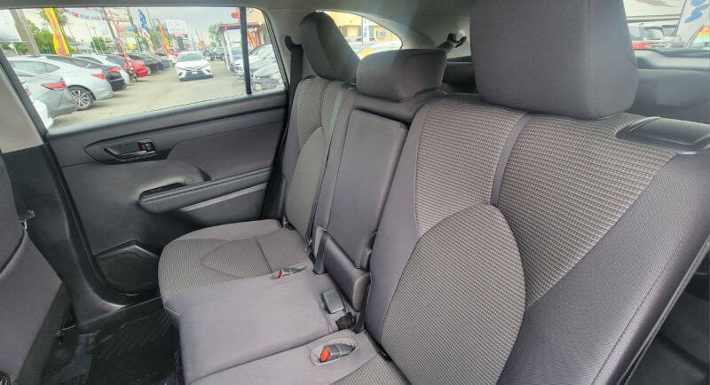 2021 Toyota Highlander L