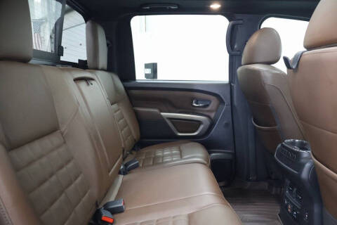 2021 Nissan Titan Platinum Reserve