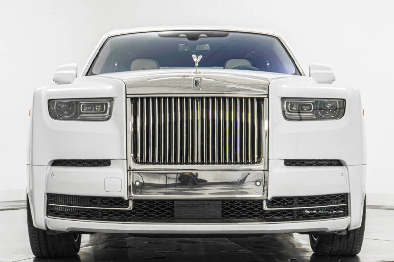 2023 Rolls-Royce Phantom