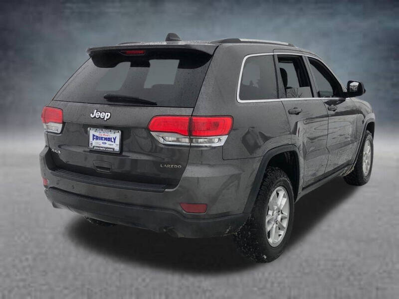 2019 Jeep Grand Cherokee Laredo E